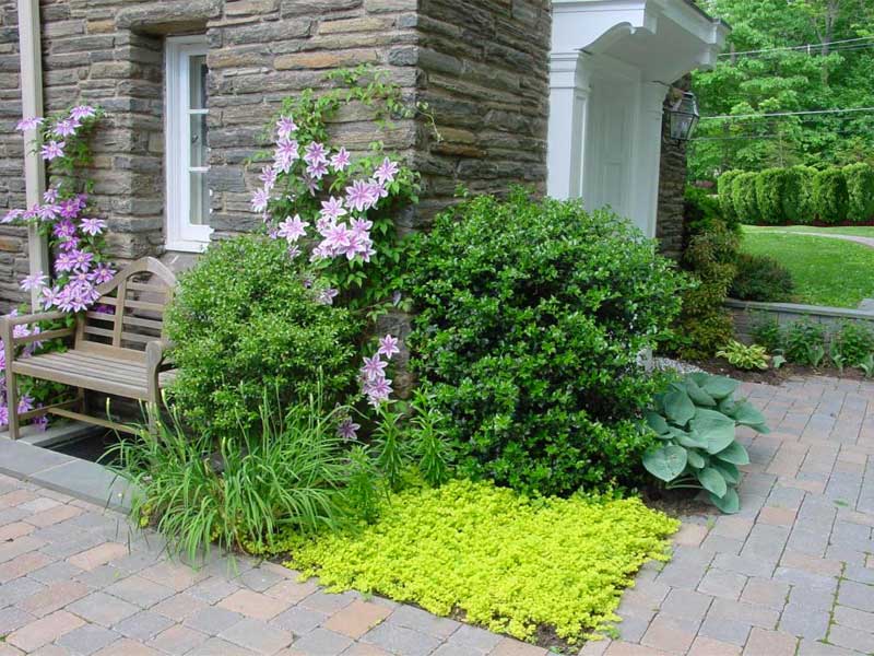Seating area in courtyard in Wynnewood